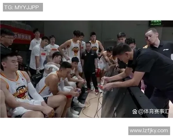 深度分析深圳篮球队区域防守战术的优势与应用 深度分析深圳篮球队区域防守战术的优势与应用